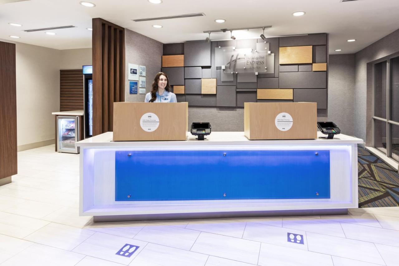 Holiday Inn Express & Suites - Denton - Sanger, An Ihg Hotel Εξωτερικό φωτογραφία