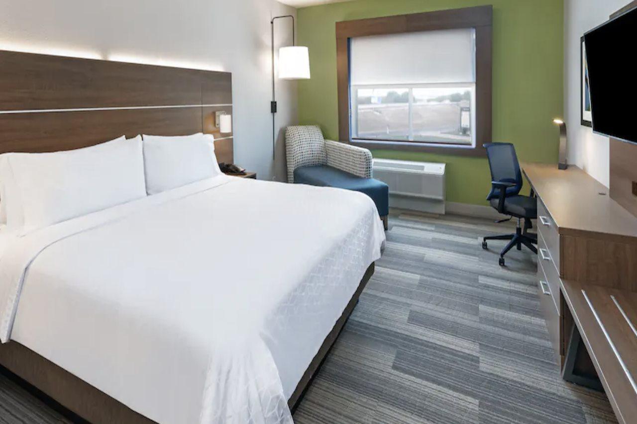 Holiday Inn Express & Suites - Denton - Sanger, An Ihg Hotel Εξωτερικό φωτογραφία