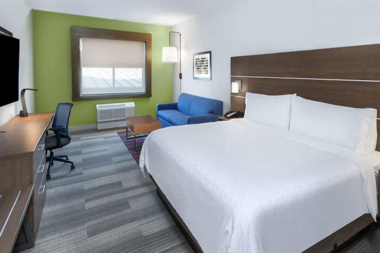 Holiday Inn Express & Suites - Denton - Sanger, An Ihg Hotel Εξωτερικό φωτογραφία